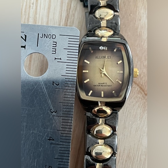 Alloncci Ladies Watch Two Tone Bracelet and Dial New - Picture 12 of 13